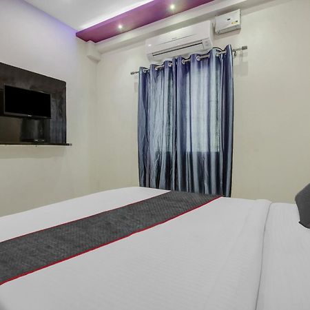 Collection O Galaxy Suites 海得拉巴 外观 照片