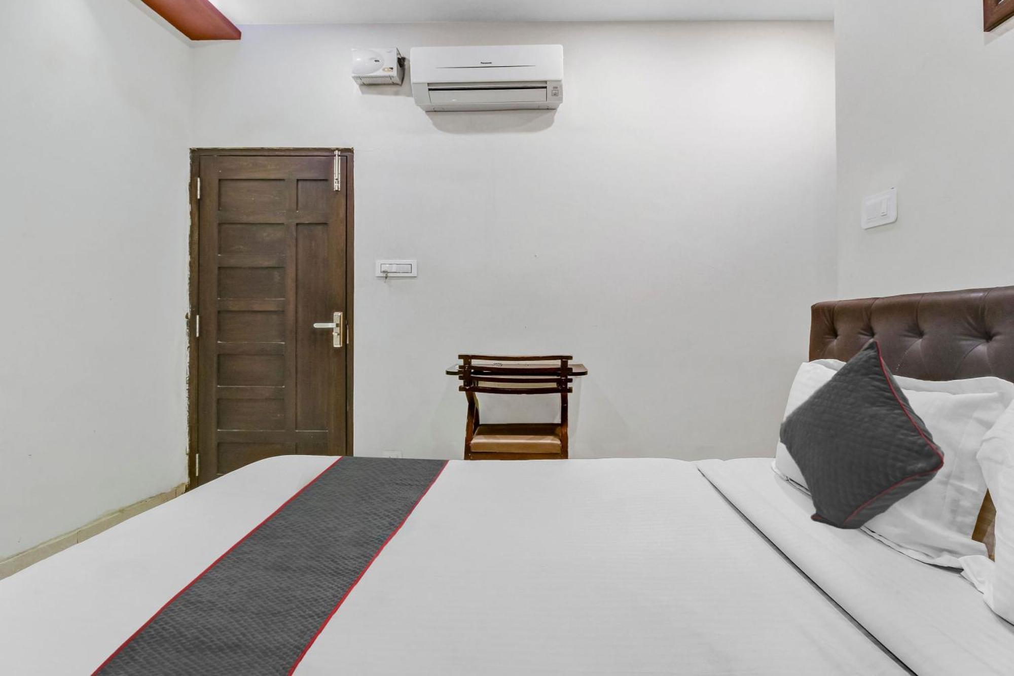 Collection O Galaxy Suites 海得拉巴 外观 照片