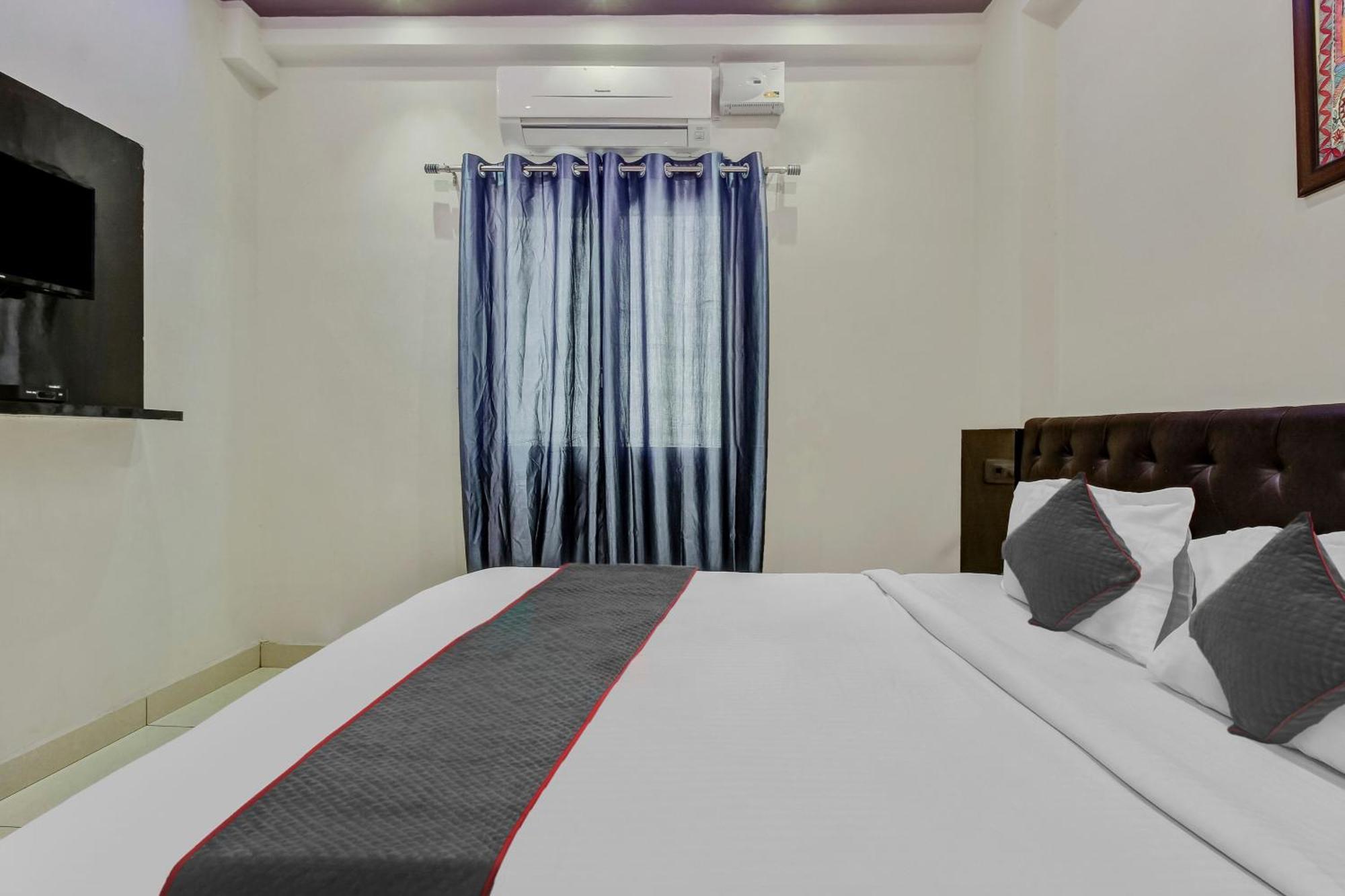 Collection O Galaxy Suites 海得拉巴 外观 照片