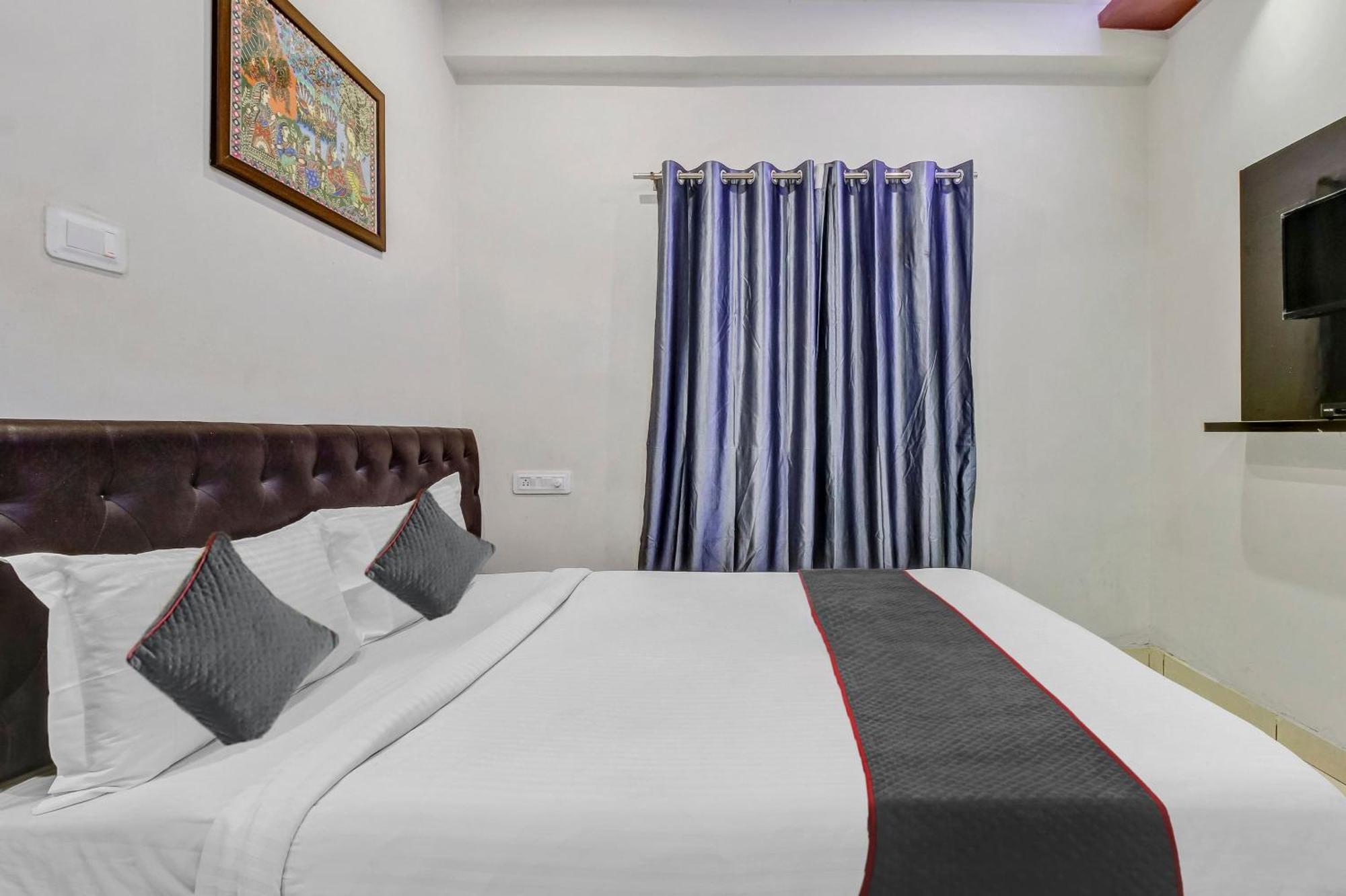 Collection O Galaxy Suites 海得拉巴 外观 照片