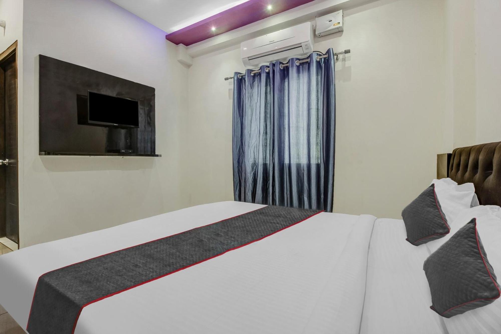 Collection O Galaxy Suites 海得拉巴 外观 照片